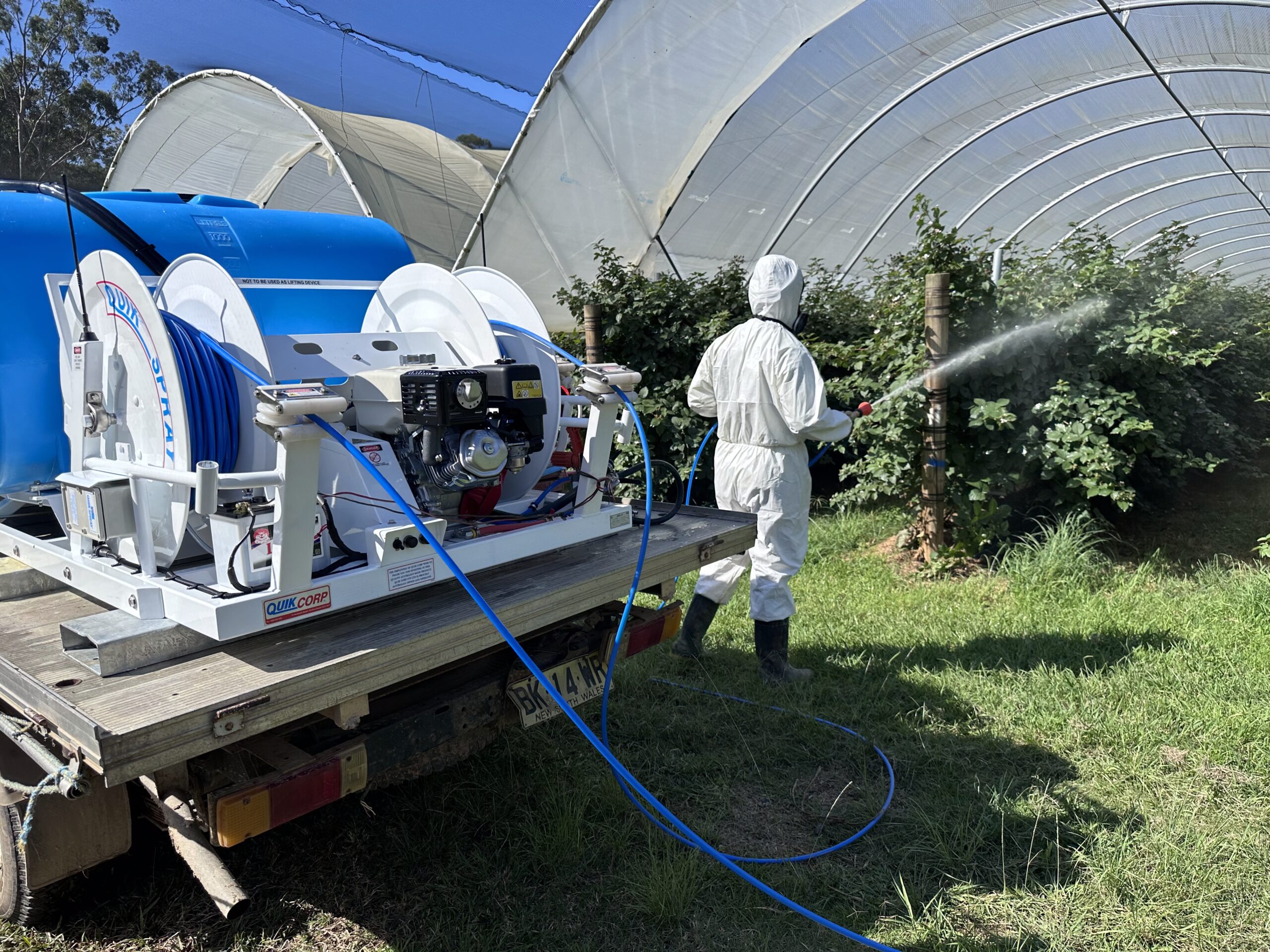 Farmer Spraying Crop with Quikspray Spray Unit Brendan scaled