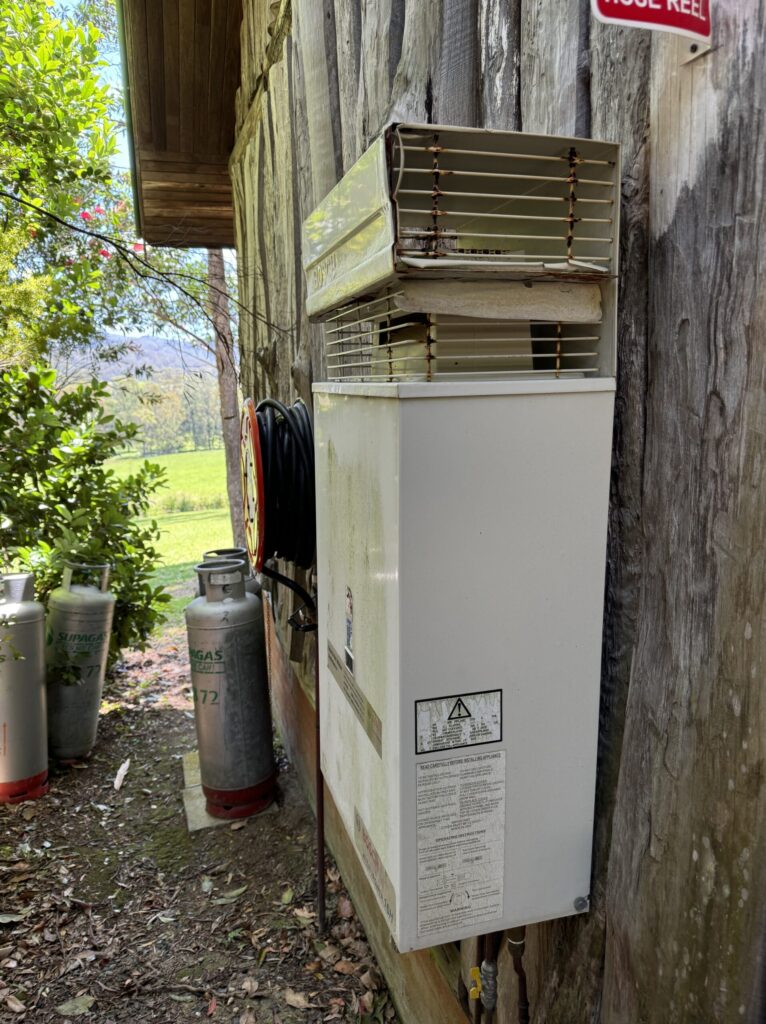 Old Gas Hot Water System